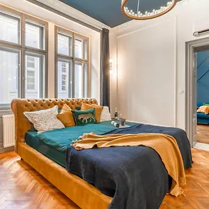  Apartment Charles Bridge By Riverside